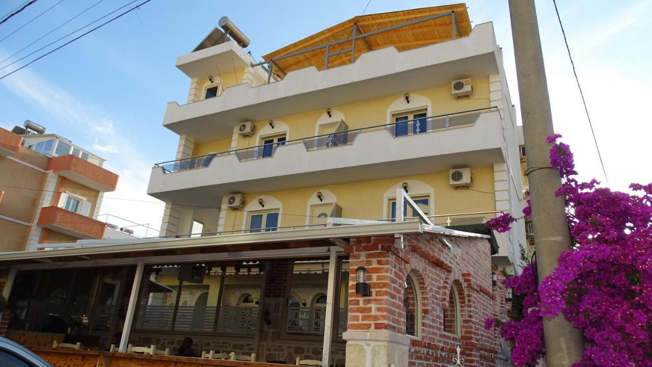 Hotel Arsenal Ксаміл Екстер'єр фото