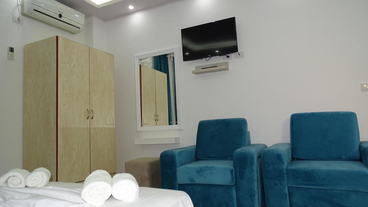 Hotel Arsenal Ксаміл Екстер'єр фото