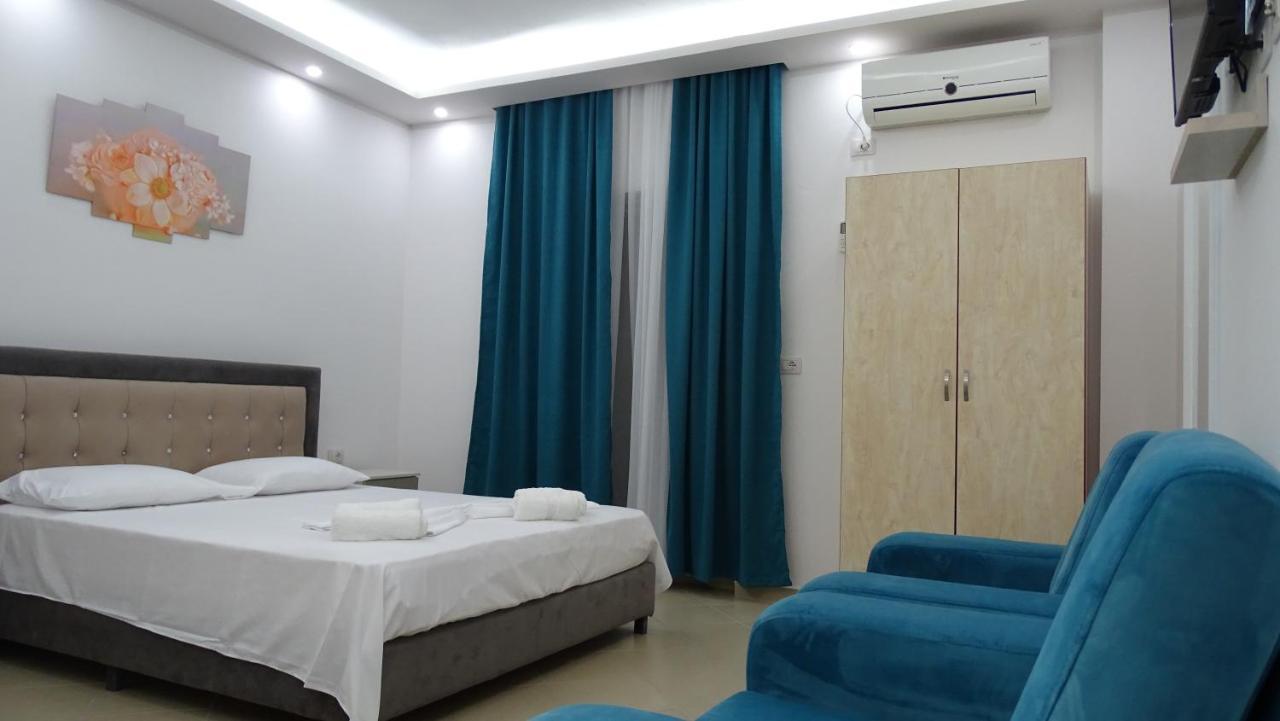Hotel Arsenal Ксаміл Екстер'єр фото